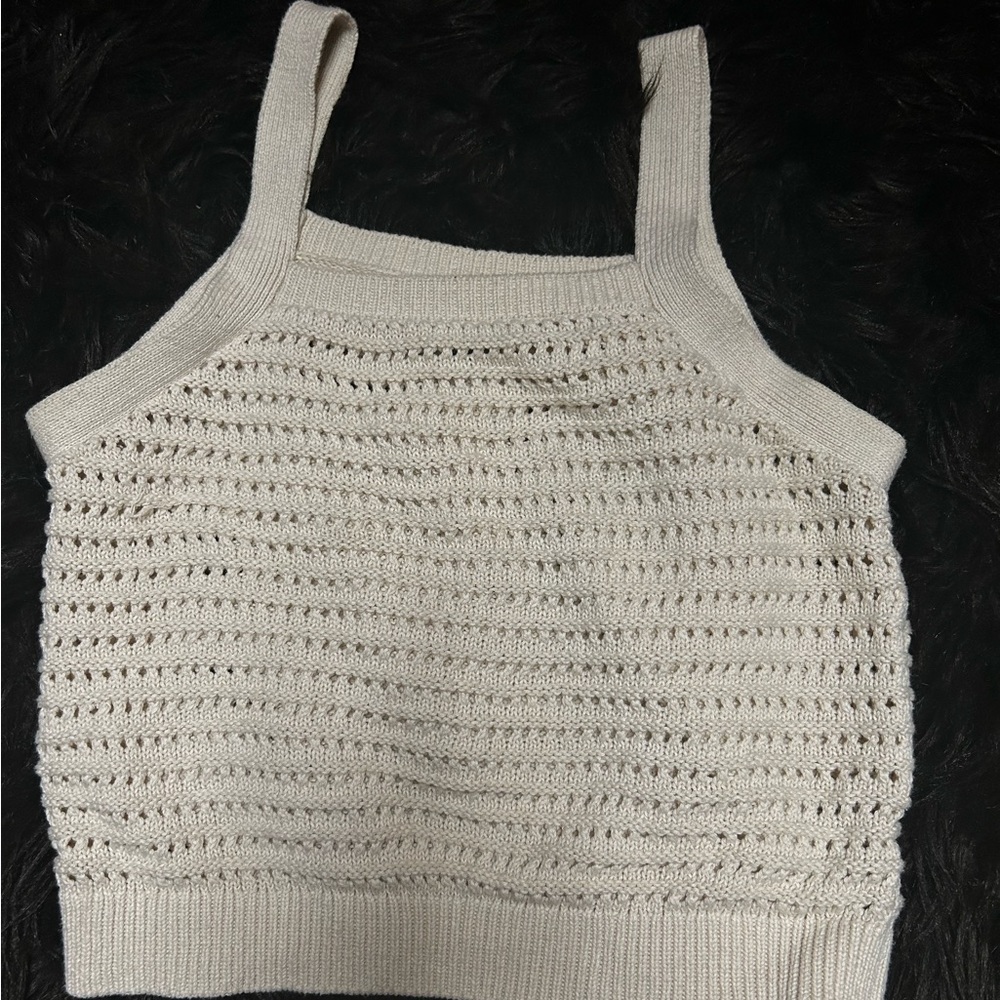 XS Universal Thread Beige Top